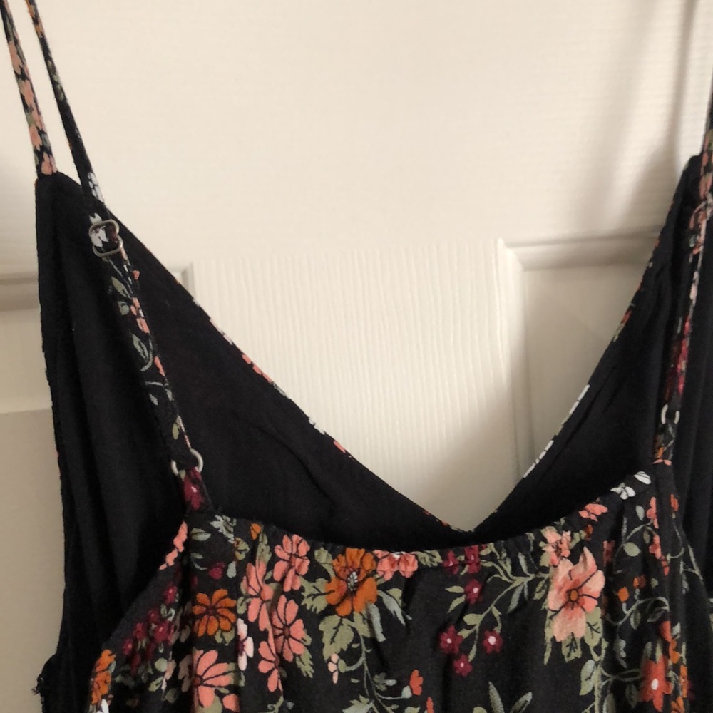 Abercrombie & Fitch Black Floral Asymmetrical Slip Dress - Picture 3 of 7